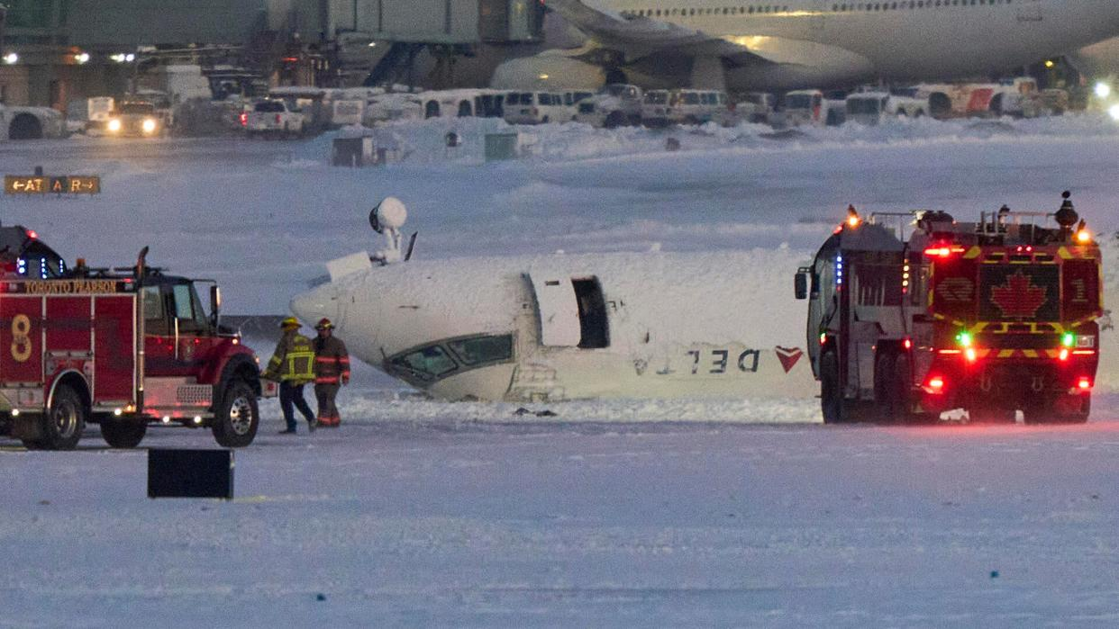 Delta offering $30K to passengers aboard flight that crashed in Toronto