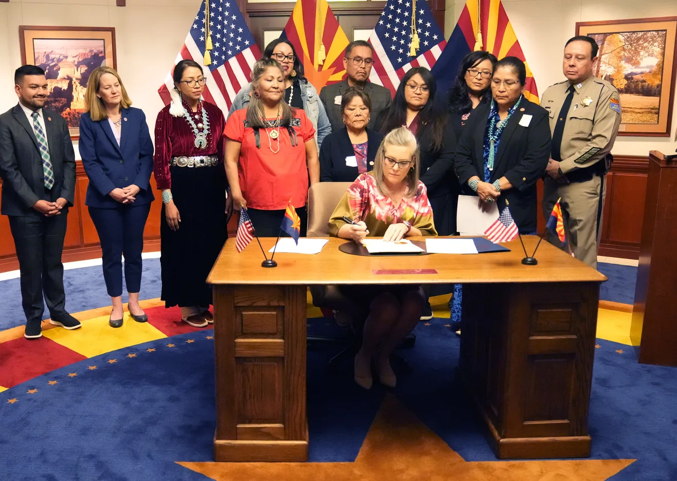 Arizona governor signs order to fight Mexican cartels, drug trafficking at border