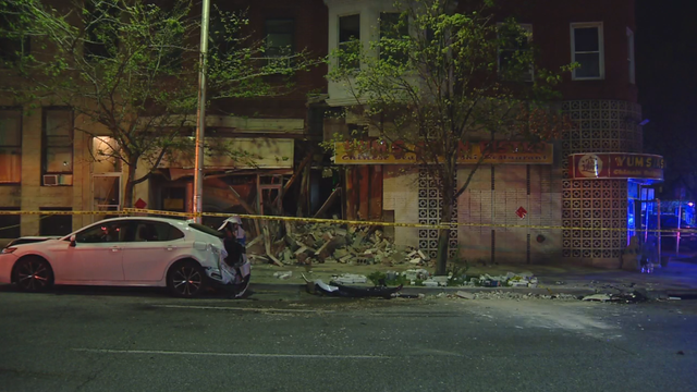 Johns Hopkins shuttle bus crashes into building, leaving one person injured. Maryland