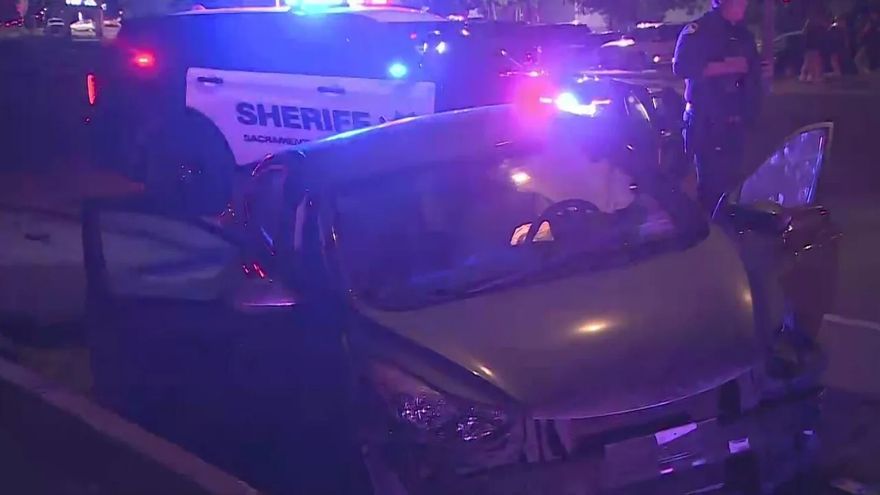 Pursuit of stolen car ends with suspect crashing in North Highlands