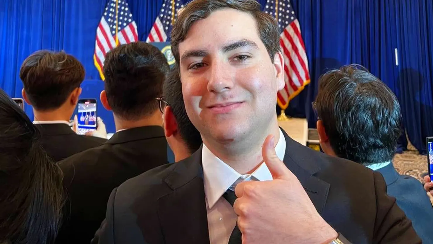 Trump’s $148M Meme Coin Gala Roils Crypto Markets and Capitol Hill