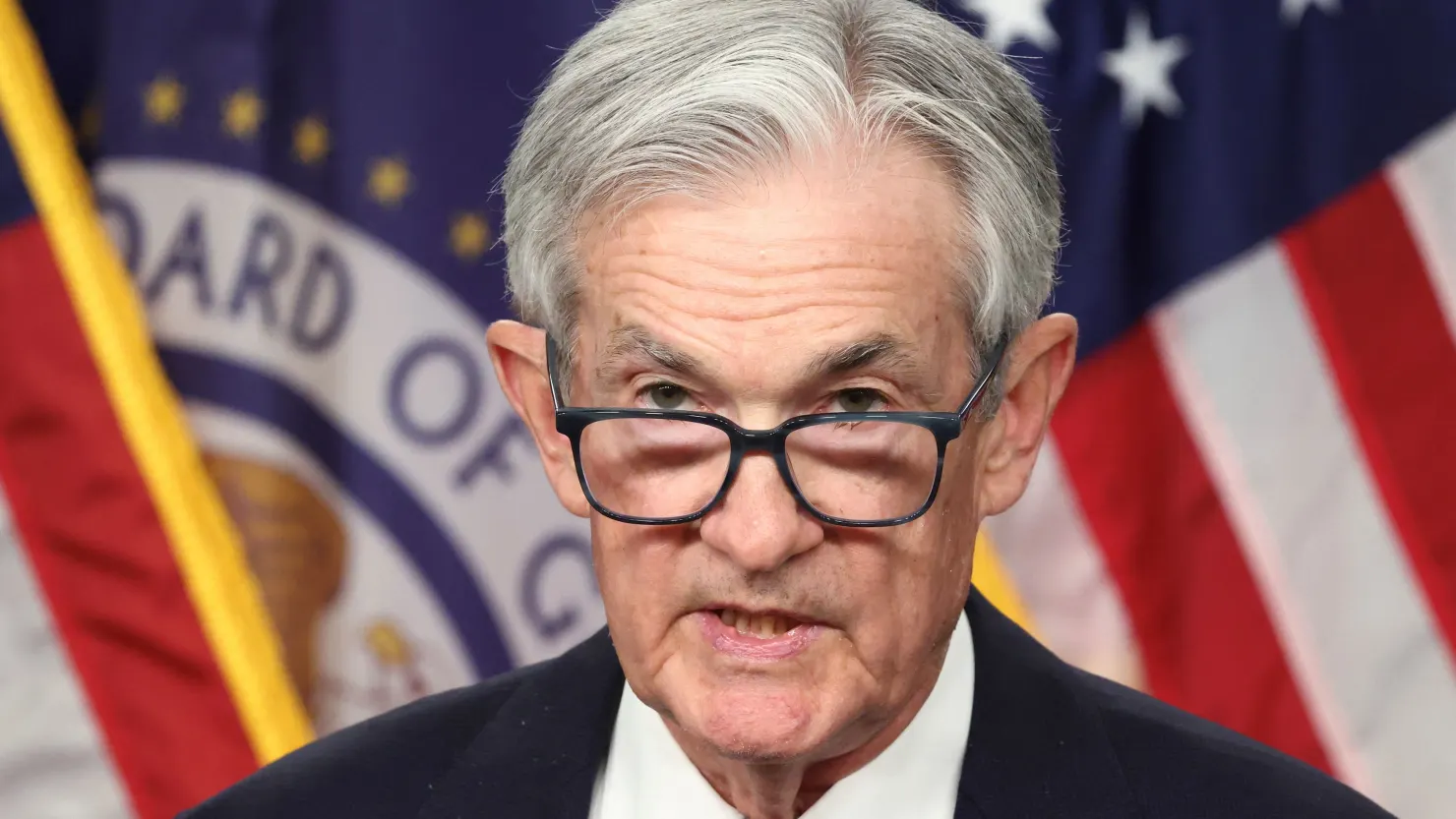 Powell rules out a preemptive rate cut to blunt any tariff impact