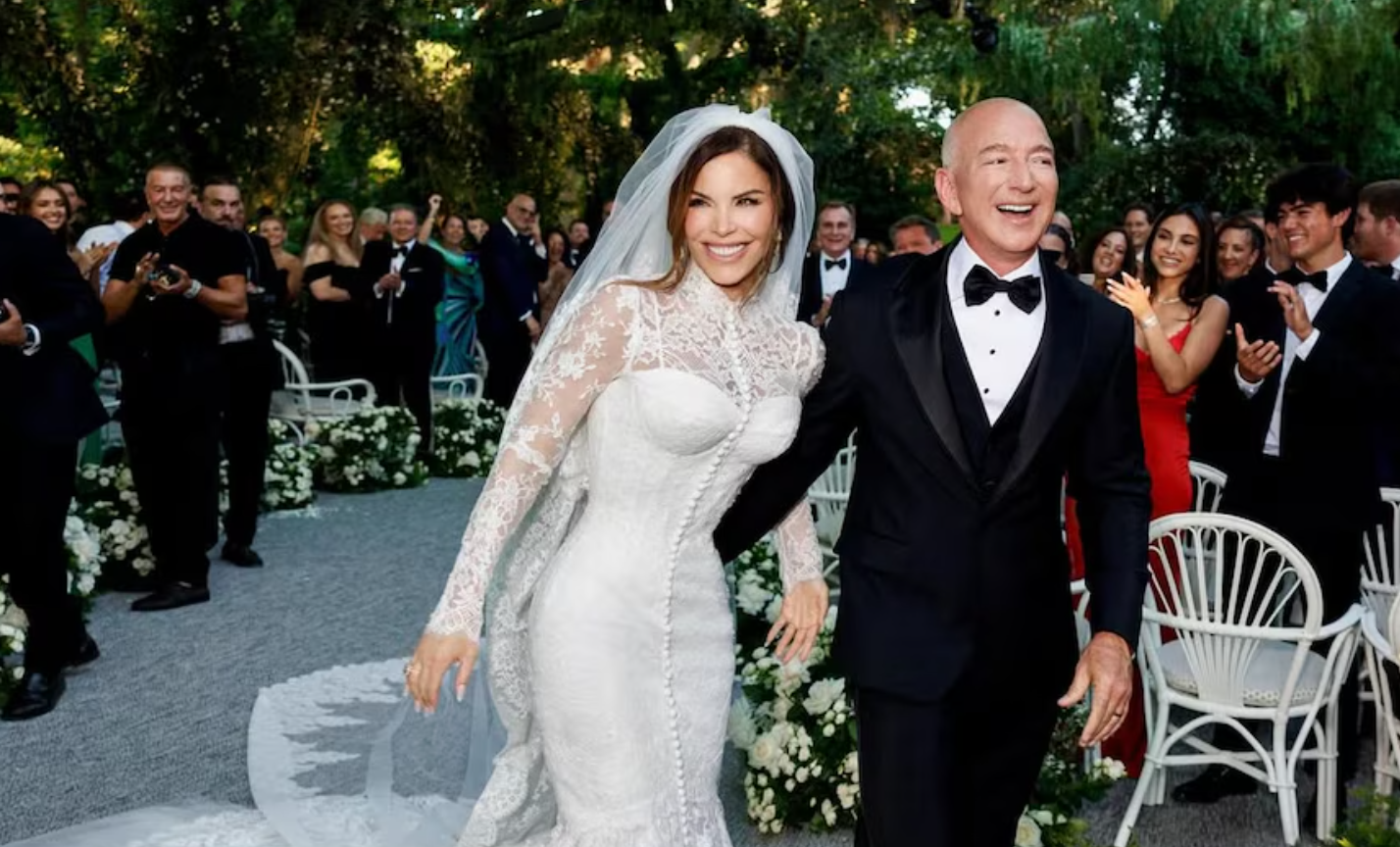 Jeff Bezos and Lauren Sánchez's wedding is celebrated with celebrity guests in Venice