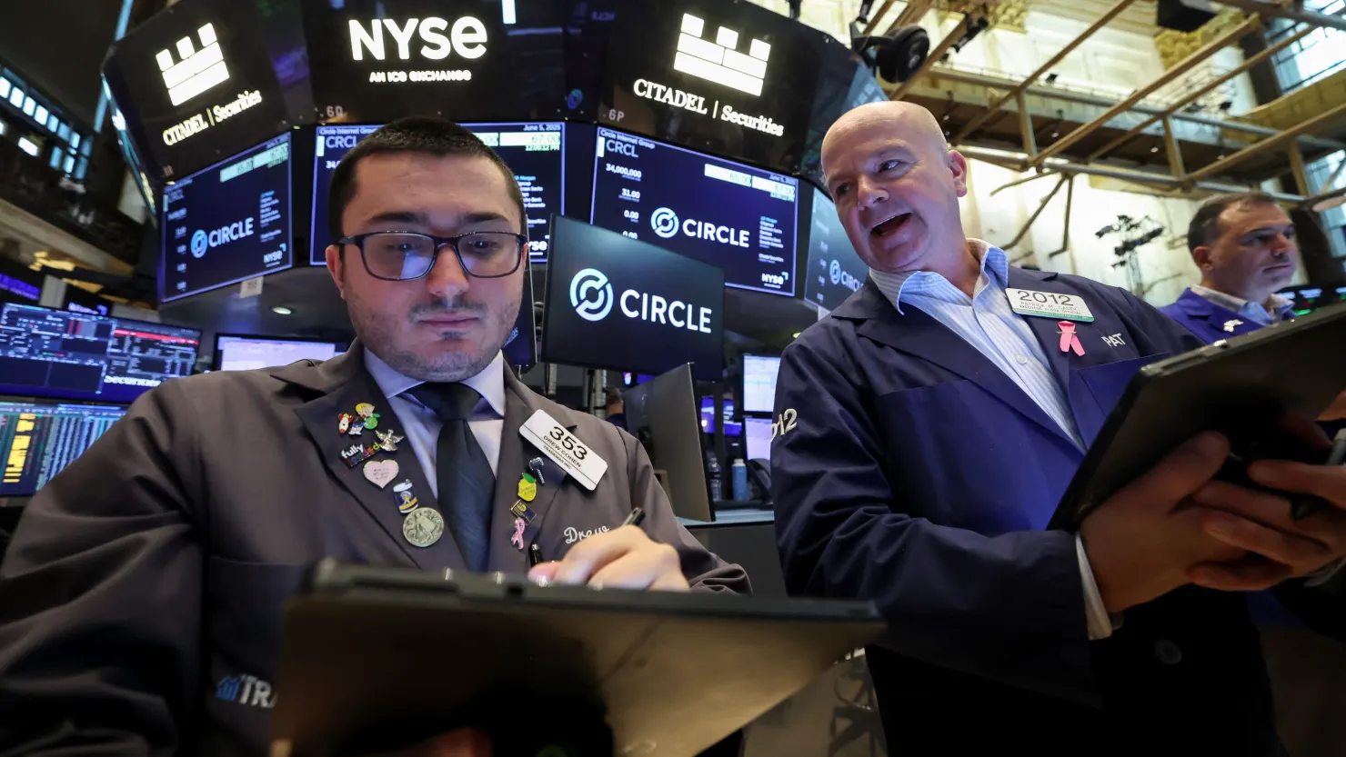S&P 500 closes lower as Tesla shares tumble, traders weigh Trump-Xi talk