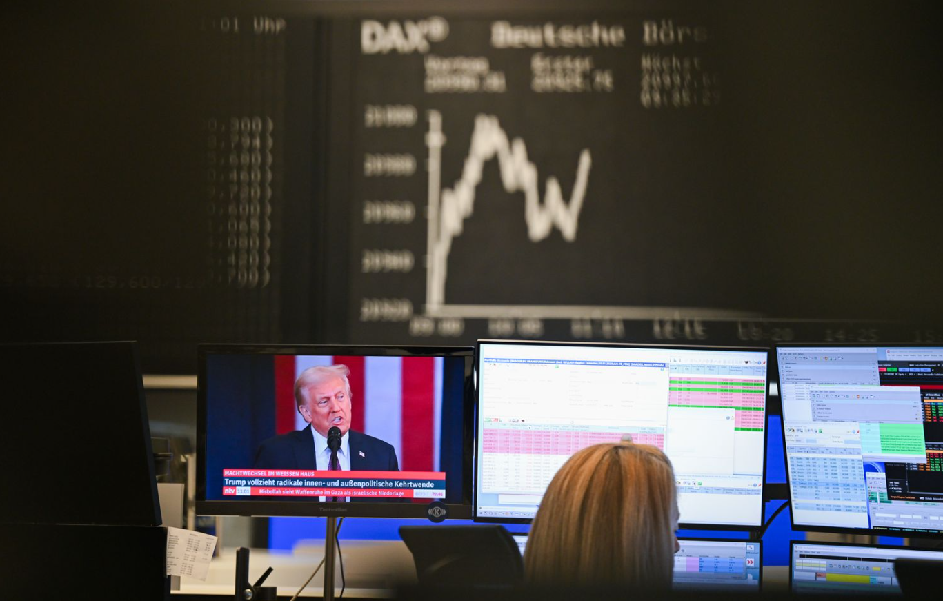 Europe stocks choppy as investors await updates out of U.S.-China trade talks