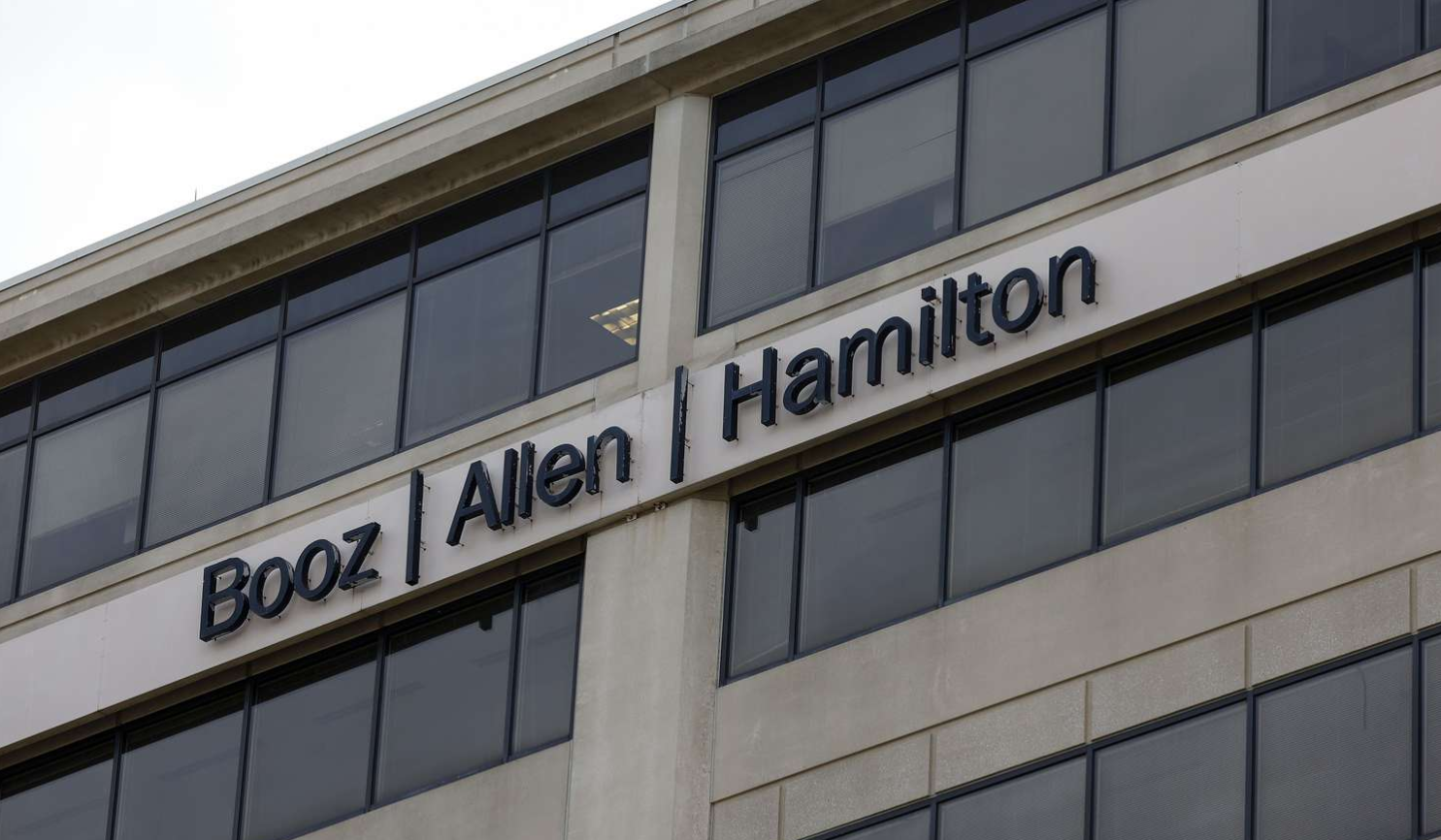 Booz Allen Hamilton shares pop following latest earnings beat
