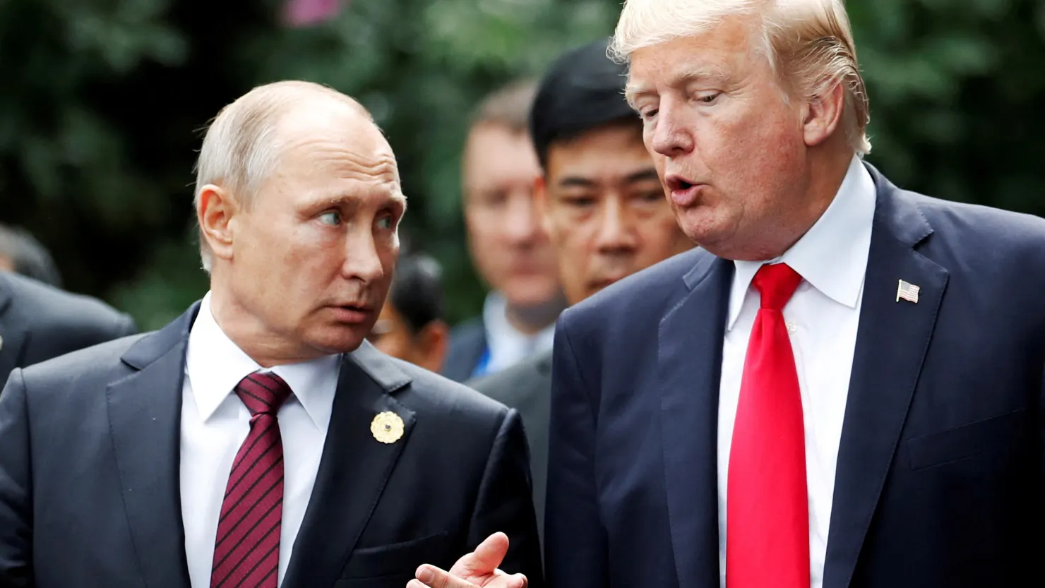 Trump’s Deadline for Russia to End Ukraine War Nears as Secondary Tariffs Loom