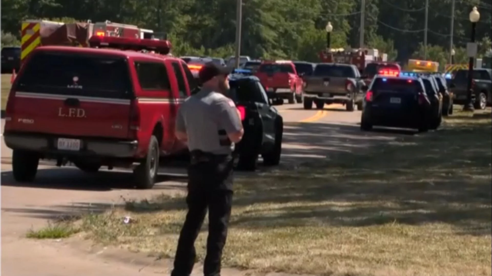 3 police officers shot, wounded in Utah; man taken into custody