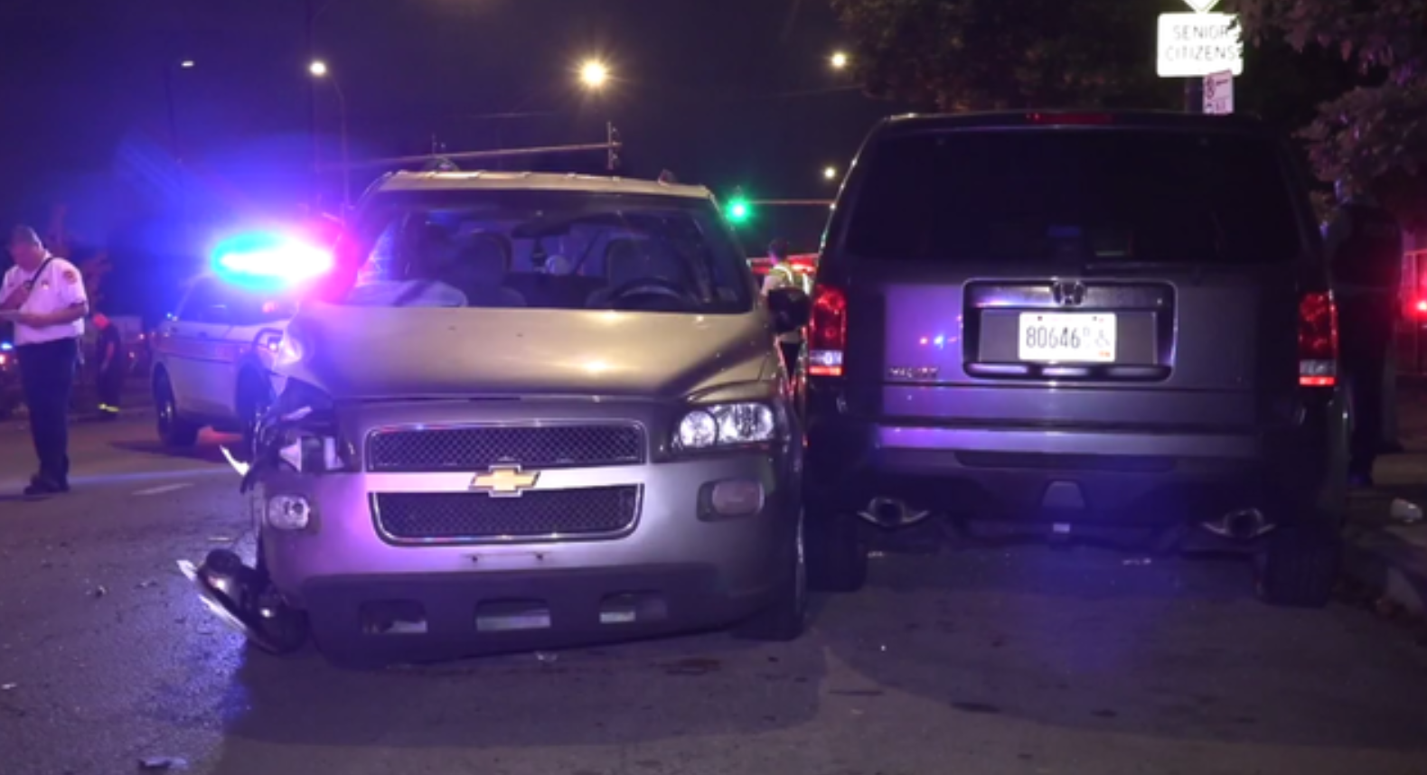 2 in custody after driver flees traffic stop, crashes in Grand Crossing