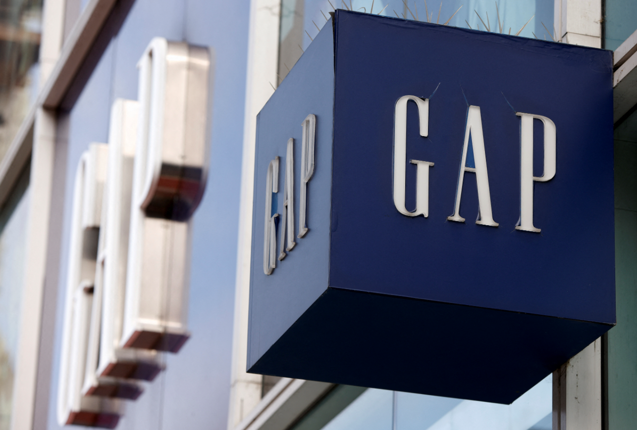 Gap shares jump 4% on report that Gap, Old Navy brands to start selling cosmetics