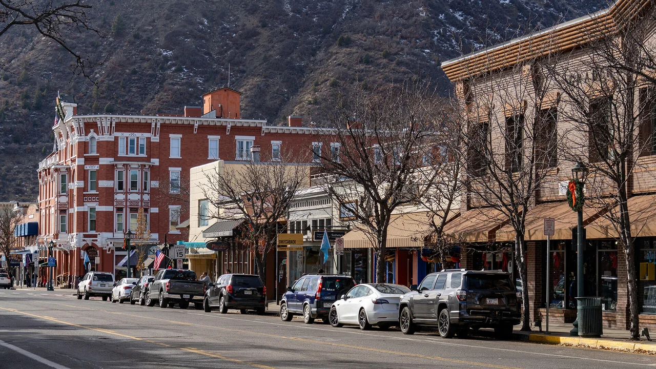 3 people shot in Durango, police say