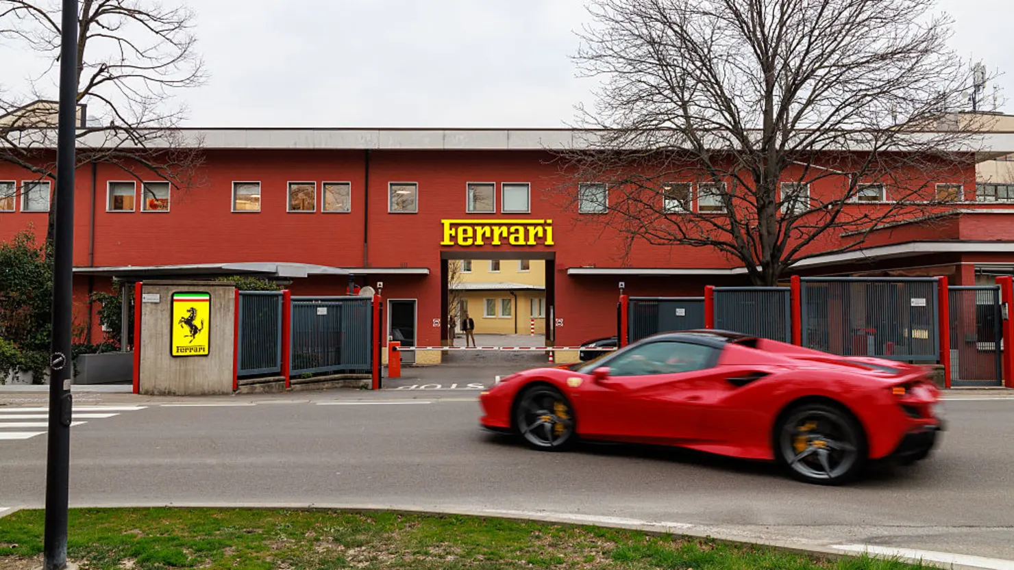 Ferrari on track for worst trading day ever as guidance disappoints
