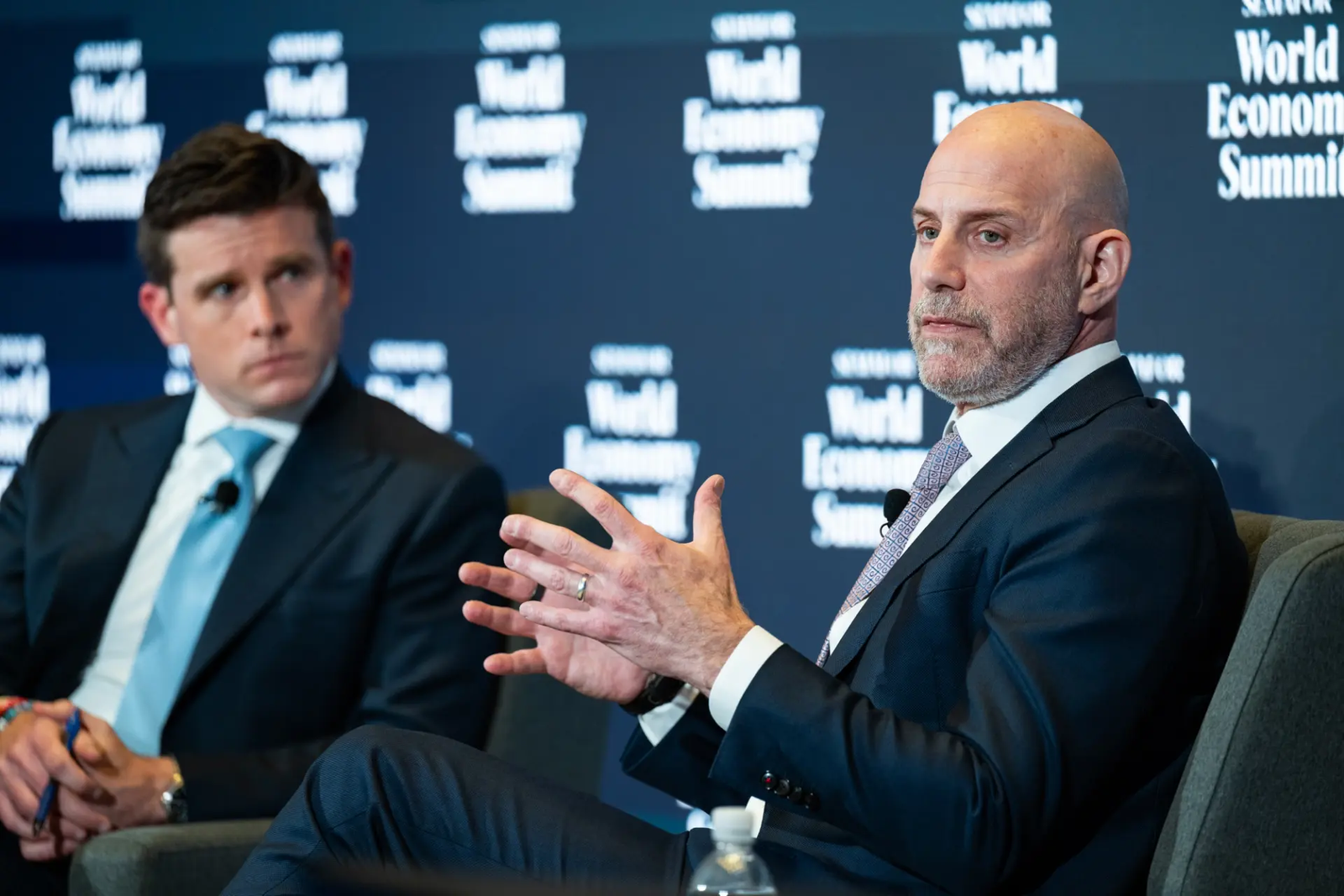 Etsy shares fall after earnings results, CEO change