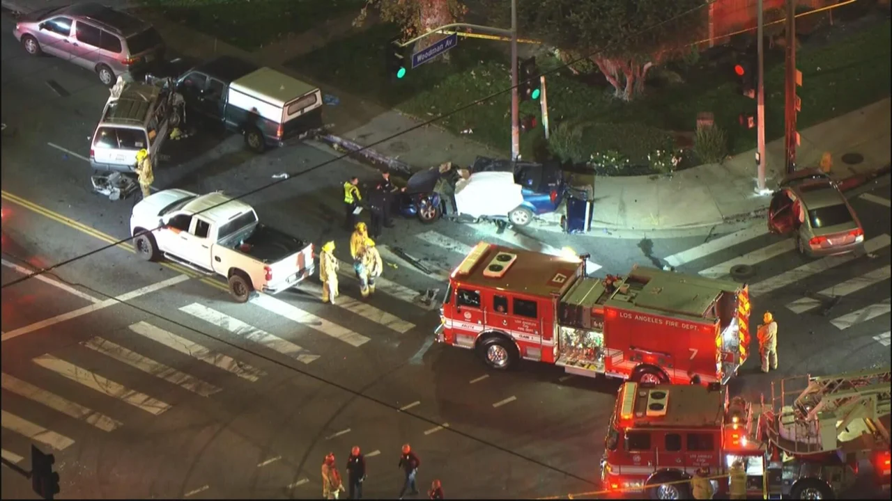 3 killed in hit-and-run crash in the San Fernando Valley