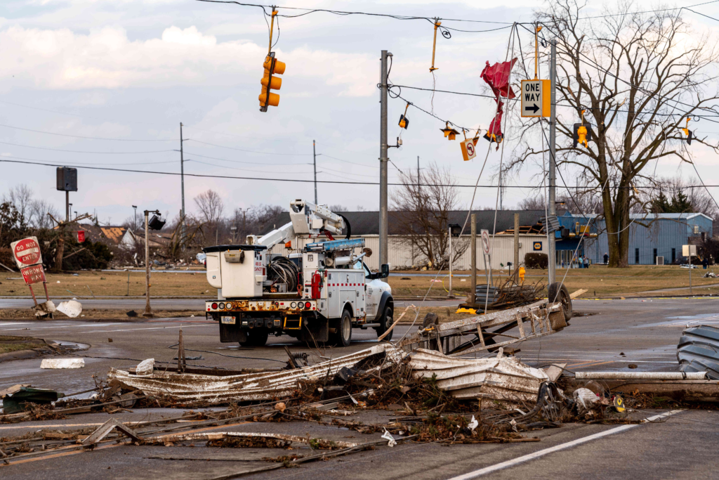Deadly Tornadoes Strike Michigan and Oklahoma, Killing at Least Six