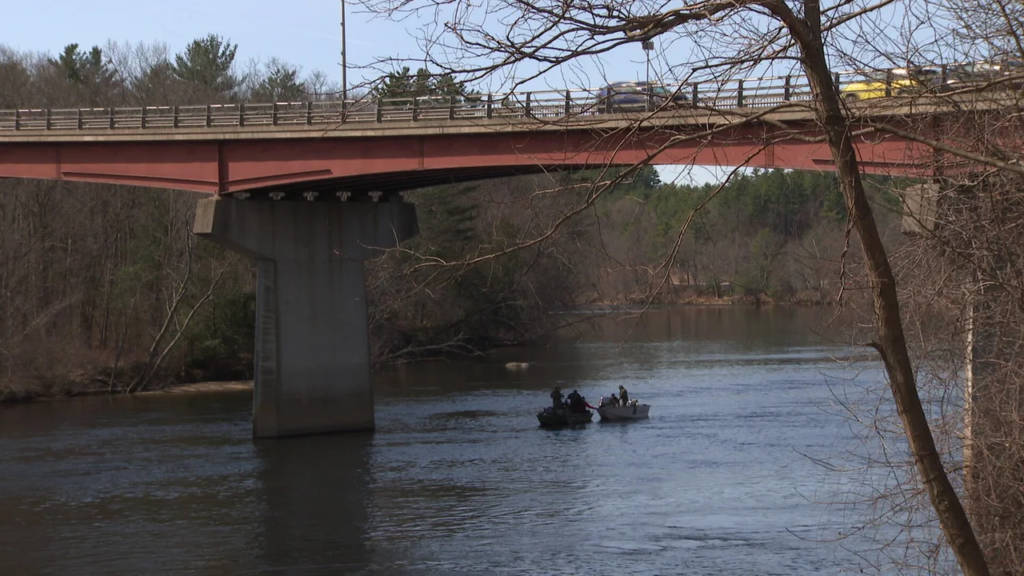 Body of man who accidentally fell off bridge into NH river recovered