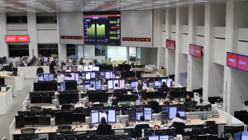 South Korean stocks hit fresh record, building on historic monthly rally in April