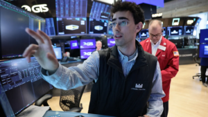 Nasdaq falls 4% and suffers worst day since April 2025 as traders flee chip stocks